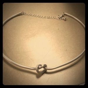 Knot Accent Chocker